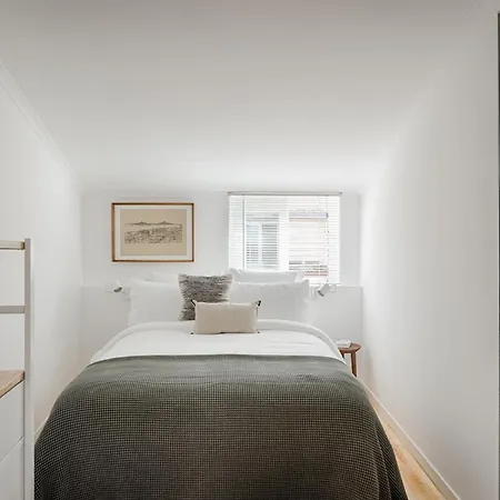 Romantic Gem In Graça *