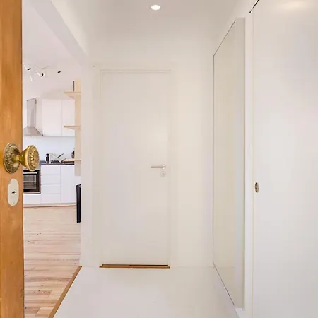 Romantic Gem In Graca Appartement Lissabon